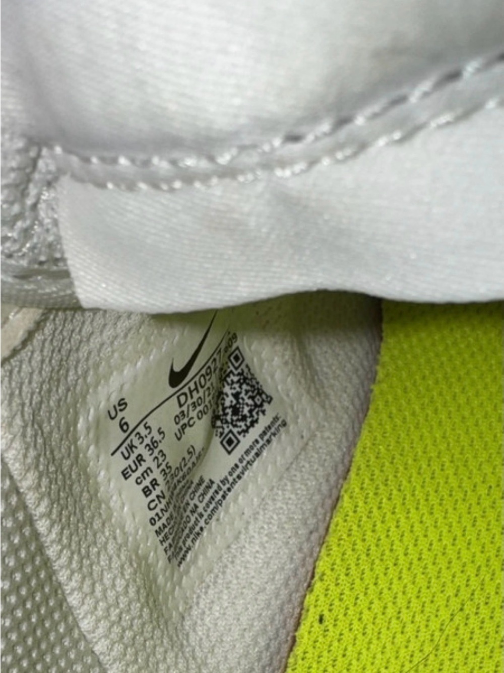 Nike Women’s Cream & White Speckled Sole Sneakers - Picture 5 of 9
